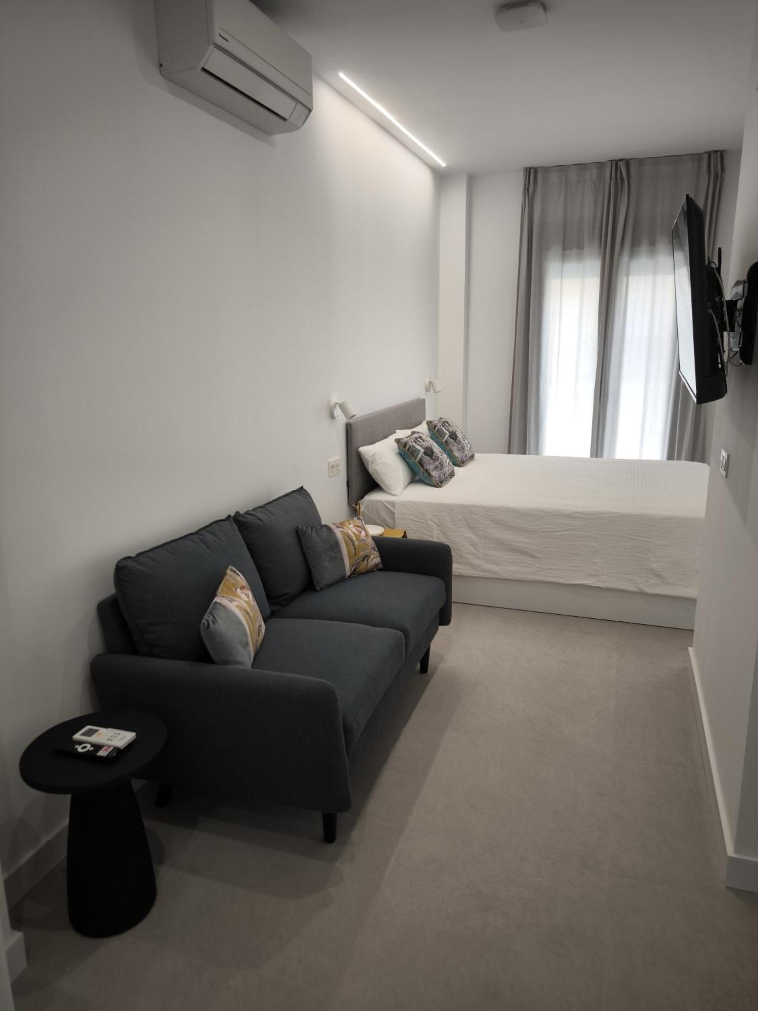 Aparthotel Capuchinos 31 Málaga Exterior foto